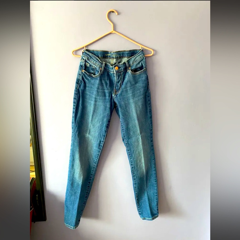 Original Mid-Rise Straight Jeans